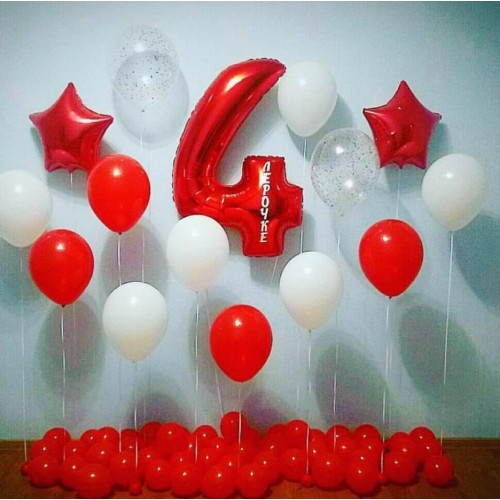 Облако шаров 4 года с цифрой красной